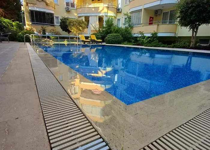 アパート Enjoy With Apollo In *